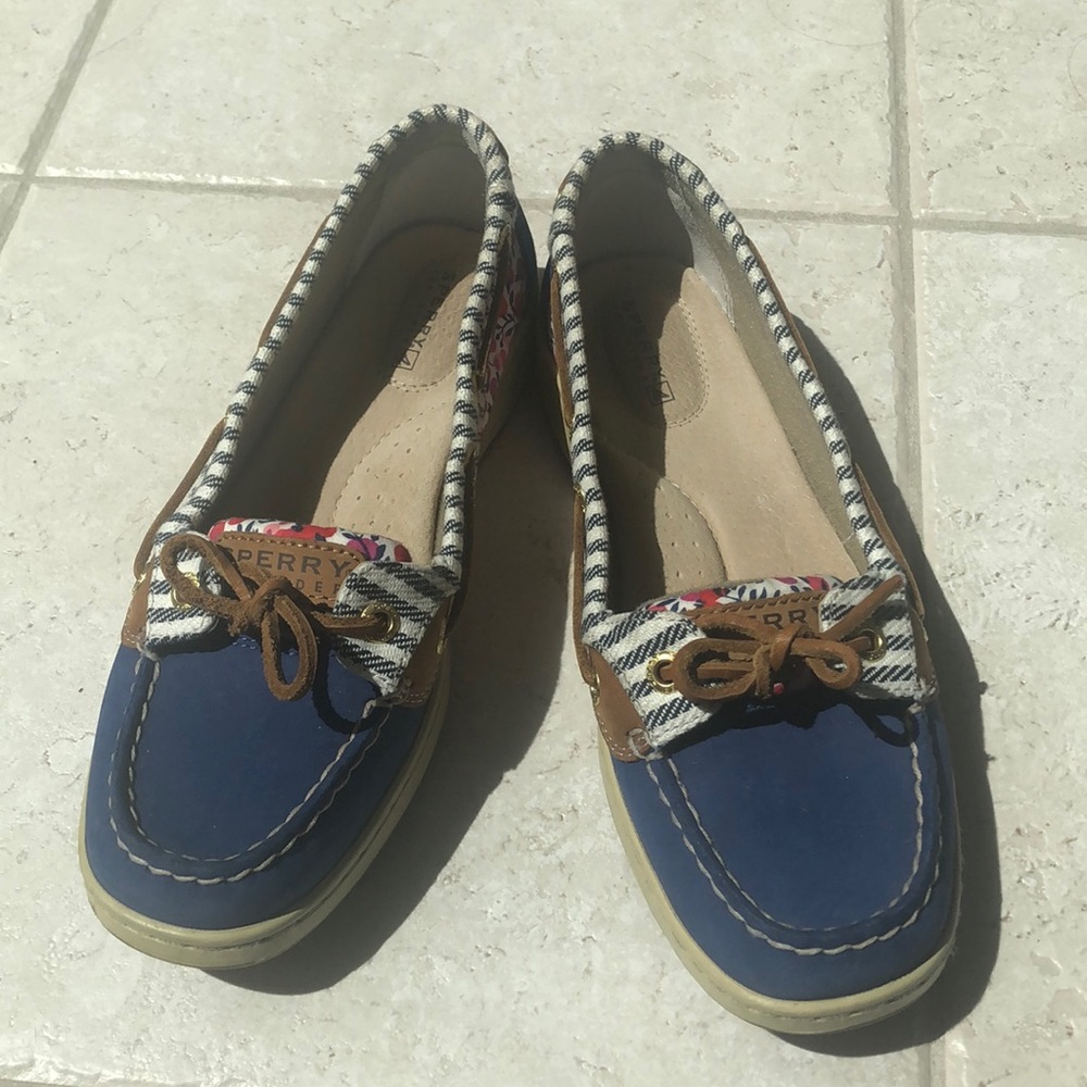 Blue anglefish sperrys